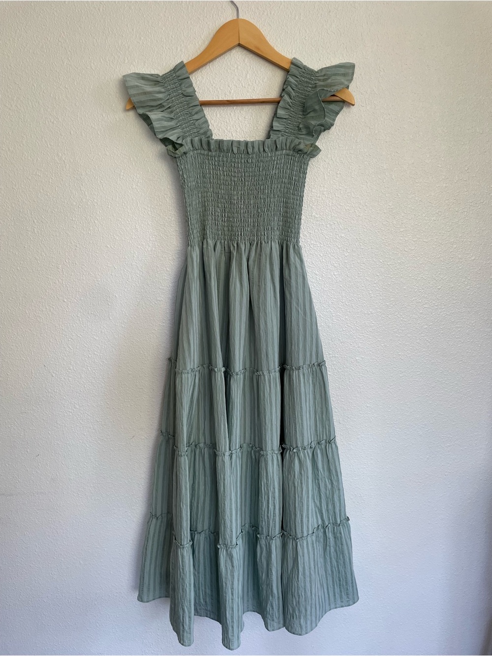 Hill House The Ellie Nap Dress - Sage Green Tonal Seersucker